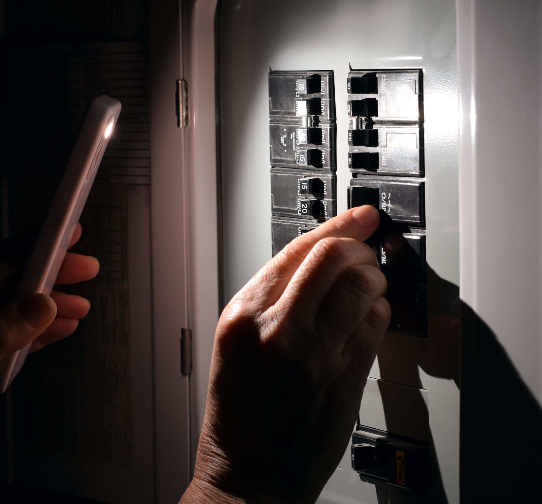 Common Causes of Power Outages in South Barrington